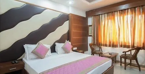 Hotel Sarthak Palace Near Karol Bagh Metro Station New Delhi